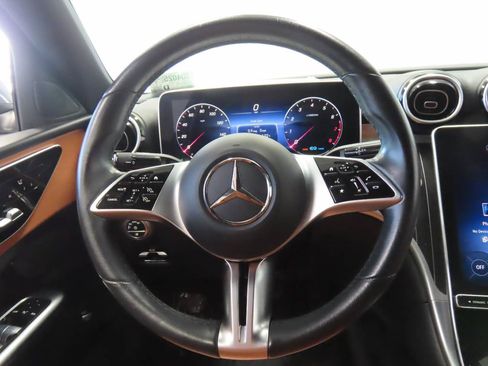 Used 2022 Mercedes-Benz C 300 Sedan image 8