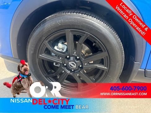 Used 2023 Nissan Kicks SR w/ SR Premium Package FWD image 9