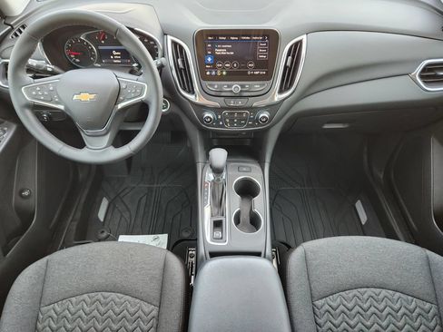 Certified 2024 Chevrolet Equinox LT FWD image 25