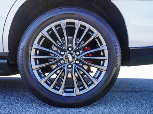 Used 2023 Cadillac Escalade V image 41