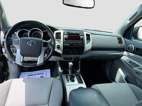 Used 2012 Toyota Tacoma 4x4 Access Cab V6 w/ SR5 Pkg image 23