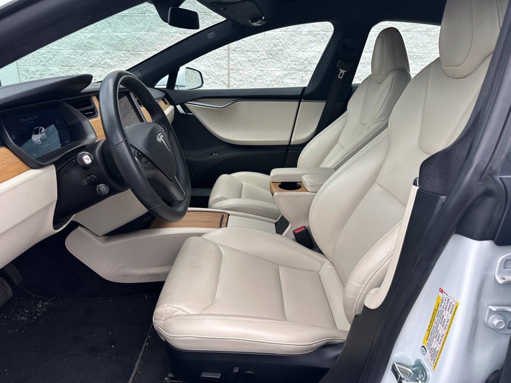 Used 2020 Tesla Model S Long Range AWD/4WD image 5