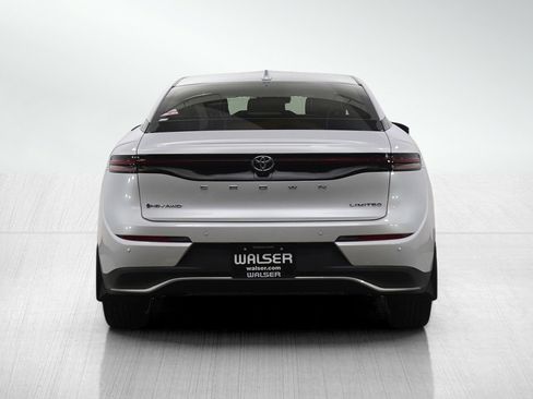 Used 2026 Toyota Crown Limited image 6