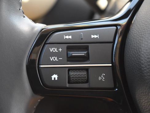 Used 2024 Honda HR-V EX-L image 6