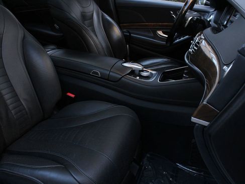 Used 2015 Mercedes-Benz S 550 4MATIC Sedan image 34