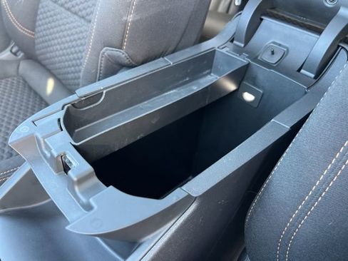 Used 2020 GMC Terrain SLE w/ Driver Convenience Package image 16