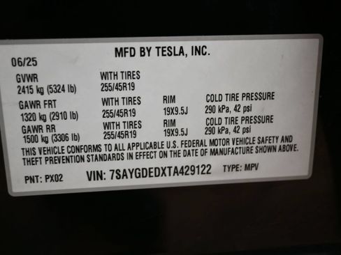 Used 2026 Tesla Model Y Long Range RWD image 44