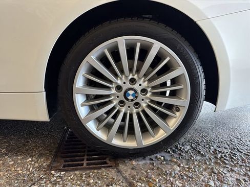 Used 2016 BMW 428i xDrive Convertible AWD/4WD image 10