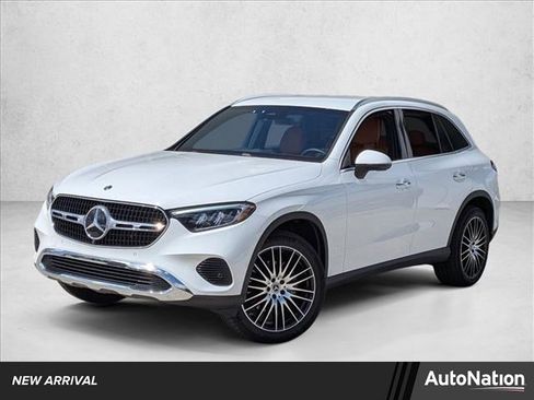 Certified 2026 Mercedes-Benz GLC 300 image 1