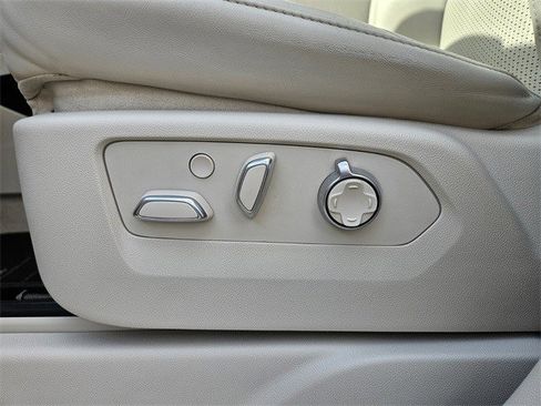 Certified 2023 Cadillac Escalade Premium Luxury Platinum w/ Heavy-Duty Trailer Package image 7