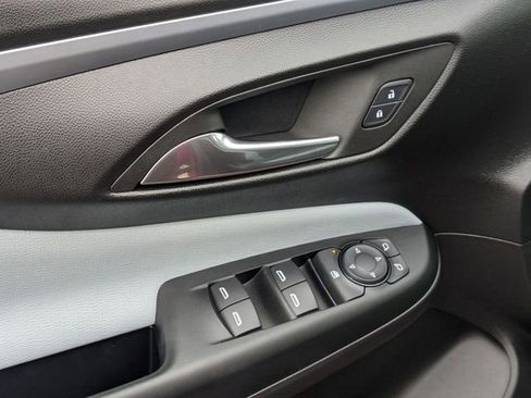 Used 2024 Buick Envista Preferred image 14