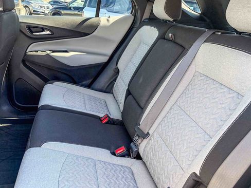 Used 2022 Chevrolet Equinox LT w/ LPO, Floor Liner Package FWD image 16