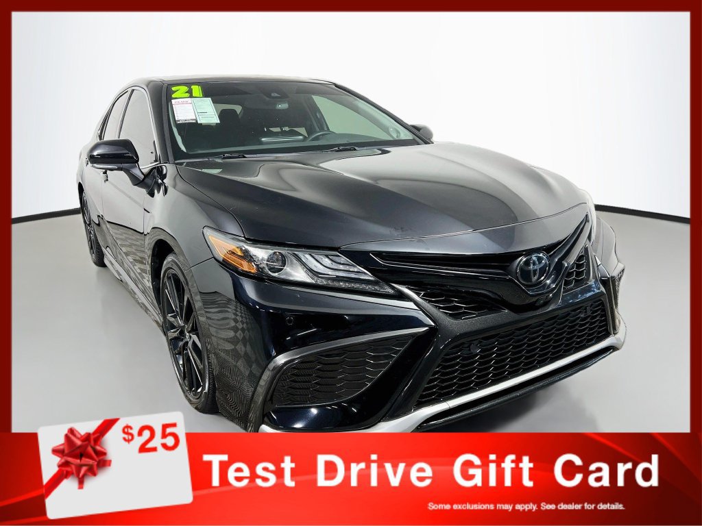 Used 2021 Toyota Camry XSE w/ Navigation Package FWD image 1