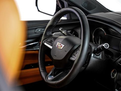 Used 2021 Cadillac CT4 Premium Luxury image 14