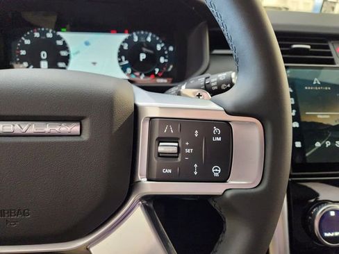New 2026 Land Rover Discovery S AWD/4WD image 28