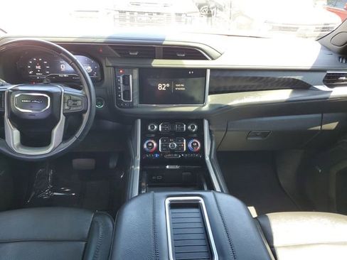 Used 2023 GMC Yukon Denali w/ Denali Reserve Package image 13