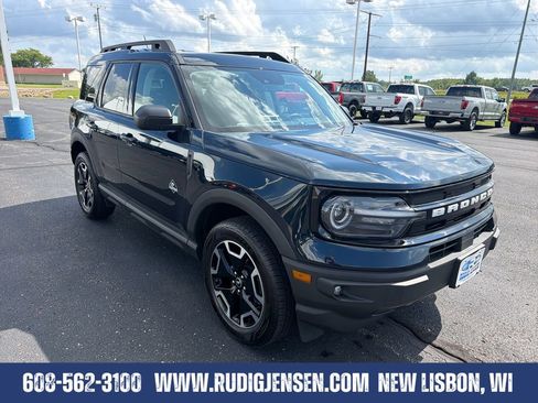 Used 2022 Ford Bronco Sport Outer Banks w/ Tech Package AWD/4WD image 7