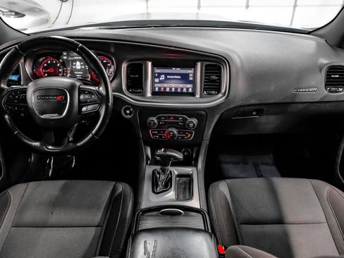 Used 2021 Dodge Charger SXT w/ Blacktop Package image 19