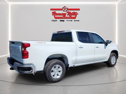 Used 2023 Chevrolet Silverado 1500 LT w/ Work Truck Package AWD/4WD image 5