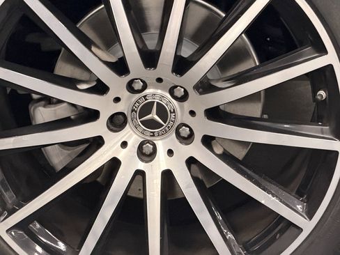 Used 2022 Mercedes-Benz GLS 450 4MATIC image 20