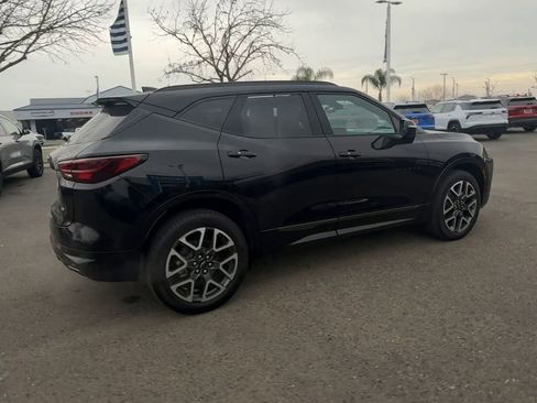 Used 2025 Chevrolet Blazer RS image 7