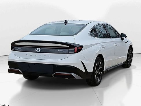 Used 2025 Hyundai Sonata SEL image 8
