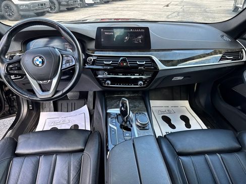 Used 2020 BMW 530i xDrive w/ Premium Package AWD/4WD image 14