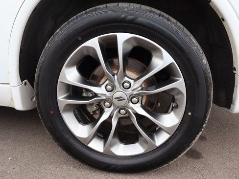 Used 2019 Dodge Durango GT image 43