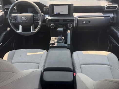 Used 2026 Toyota 4Runner SR5 AWD/4WD image 15
