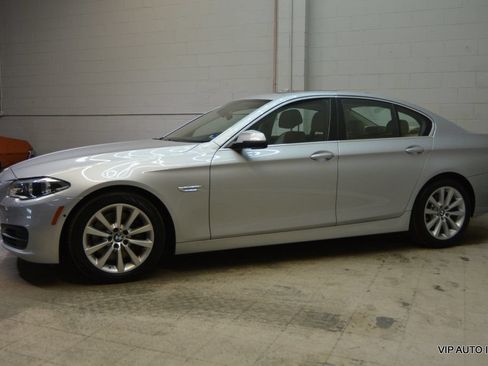 Used 2014 BMW 550i xDrive Sedan AWD/4WD image 34