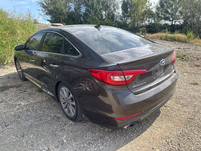 Used 2017 Hyundai Sonata Limited w/ Tech Package 03 FWD image 2