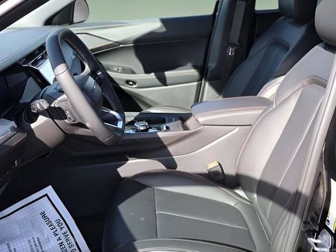 New 2026 Jeep Cherokee Laredo image 10