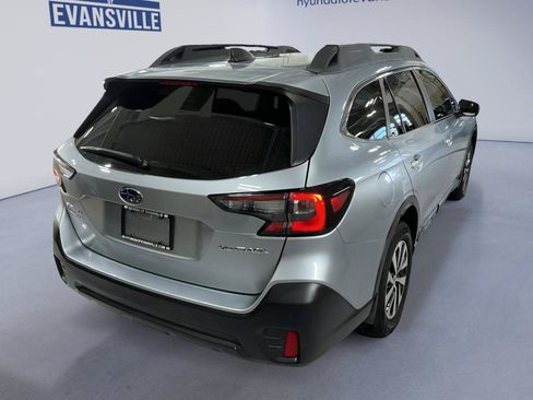Used 2020 Subaru Outback AWD/4WD image 4