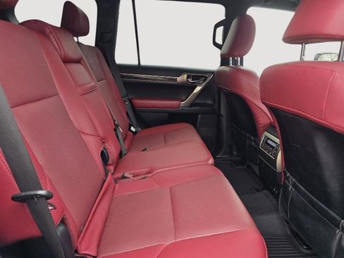 Used 2021 Lexus GX 460 Premium w/ Premium Package image 14