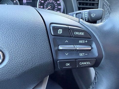 Used 2020 Hyundai Elantra Value Edition w/ Winter Weather Package FWD image 24