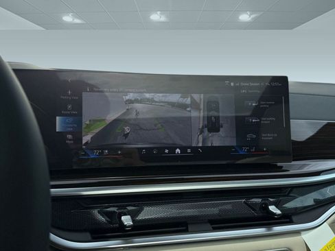 New 2026 BMW X5 xDrive50e image 29