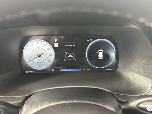 Used 2023 Hyundai Palisade Limited AWD/4WD image 17