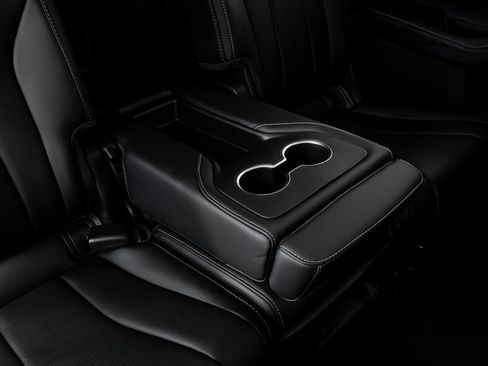 Certified 2025 Acura MDX w/ Technology Package image 31