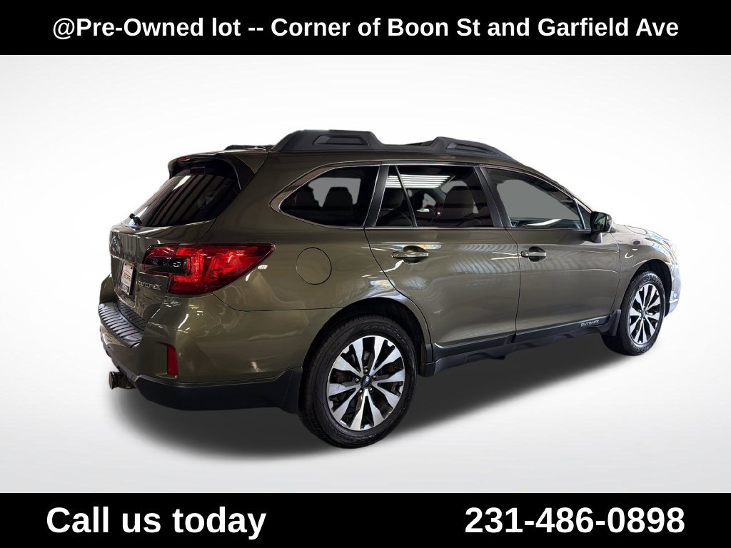 Used 2015 Subaru Outback 2.5i Limited AWD/4WD image 5