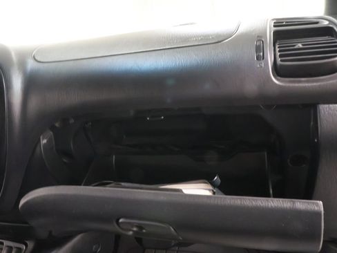 Used 2006 Toyota Tundra SR5 RWD image 28
