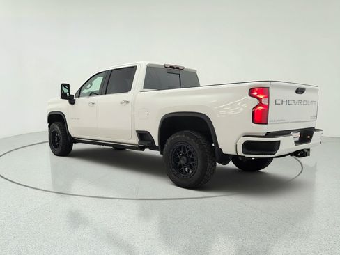 Used 2022 Chevrolet Silverado 3500 High Country w/ Safety Package II AWD/4WD image 7