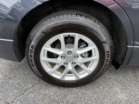 Used 2023 Chevrolet Equinox LT FWD image 34