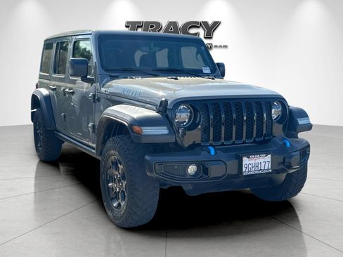 Used 2023 Jeep Wrangler Unlimited w/ Sun & Screen Package AWD/4WD image 2