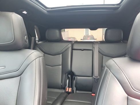 Used 2022 Cadillac XT5 Premium Luxury w/ Technology Package AWD/4WD image 14