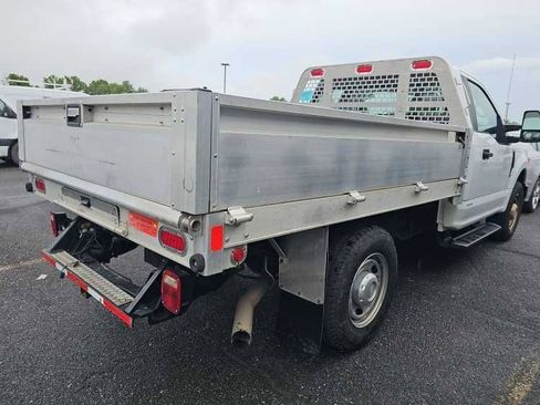 Used 2019 Ford F250 XL RWD image 2