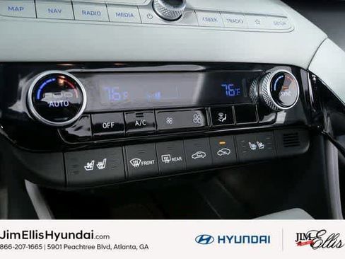 New 2025 Hyundai Elantra Limited image 16