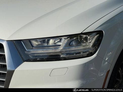 Used 2017 Audi Q7 3.0T Prestige AWD/4WD image 8