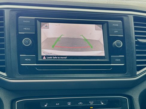 Used 2023 Volkswagen Atlas SE FWD image 10