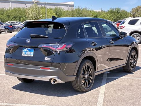 Certified 2026 Honda HR-V Sport image 6