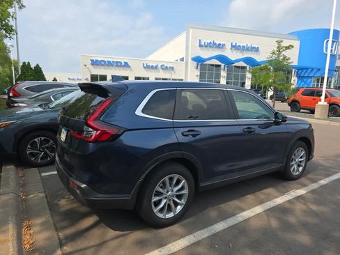 Used 2024 Honda CR-V EX image 4